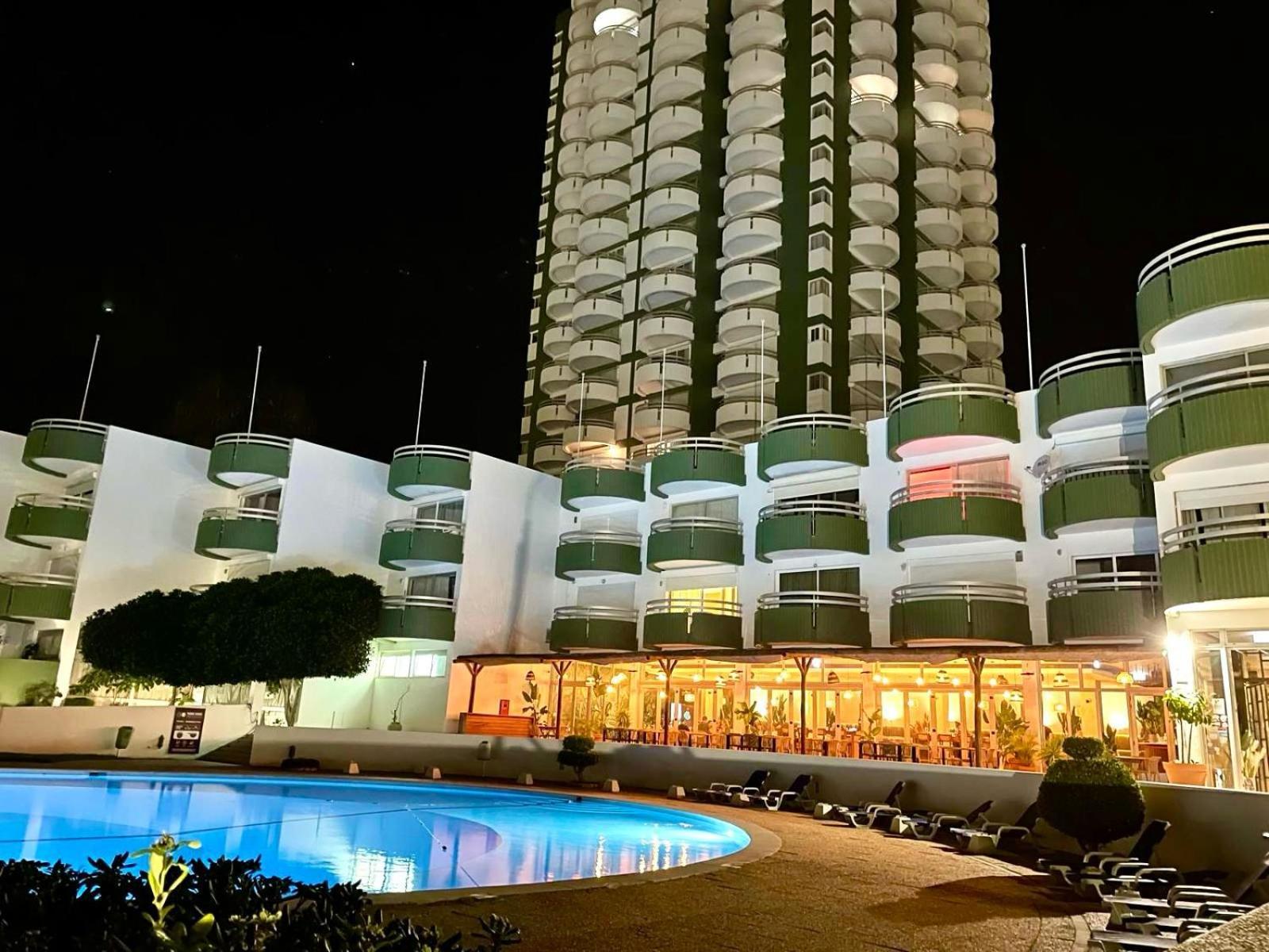 Amazing Green Tower 3 Castle Flat With Balcony Портиман Екстериор снимка